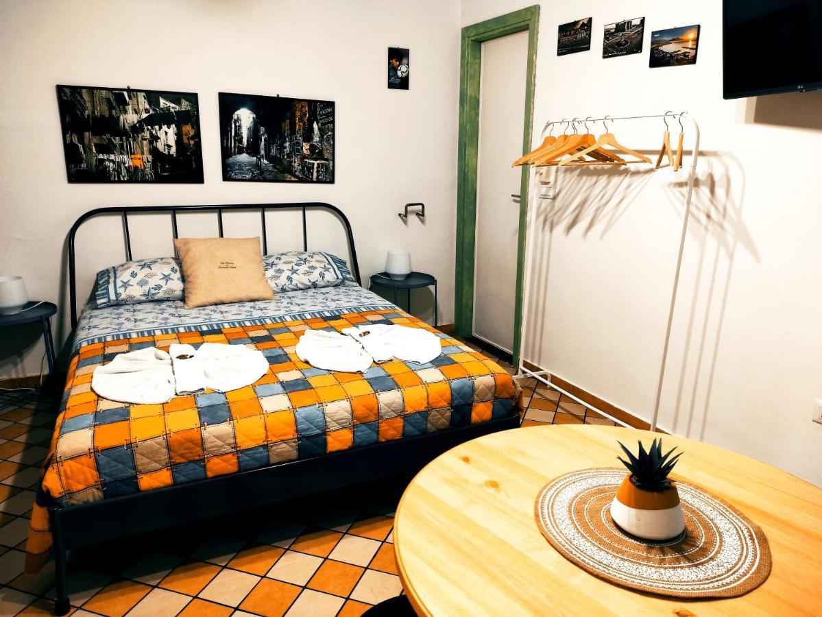La Casina Di Promised Land Napoli Apartment Luaran gambar