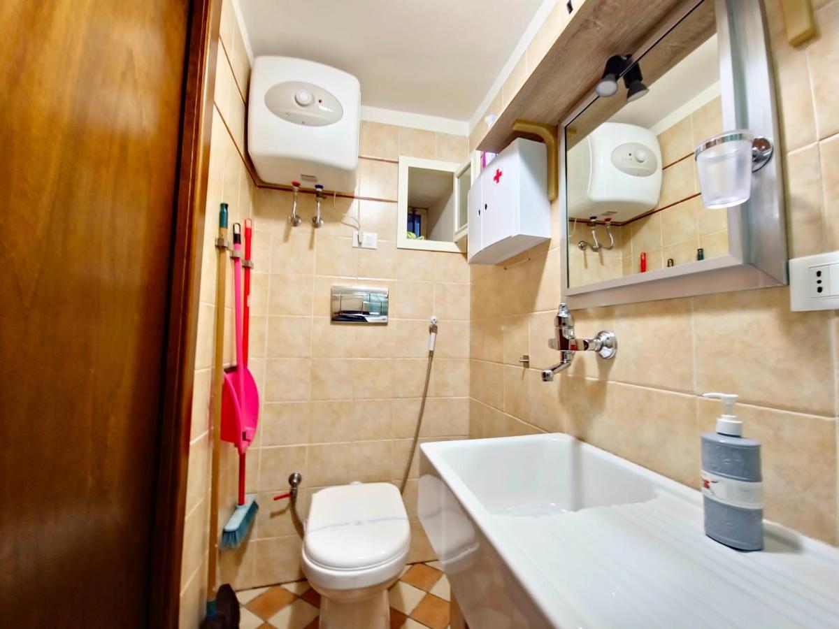 La Casina Di Promised Land Napoli Apartment Luaran gambar